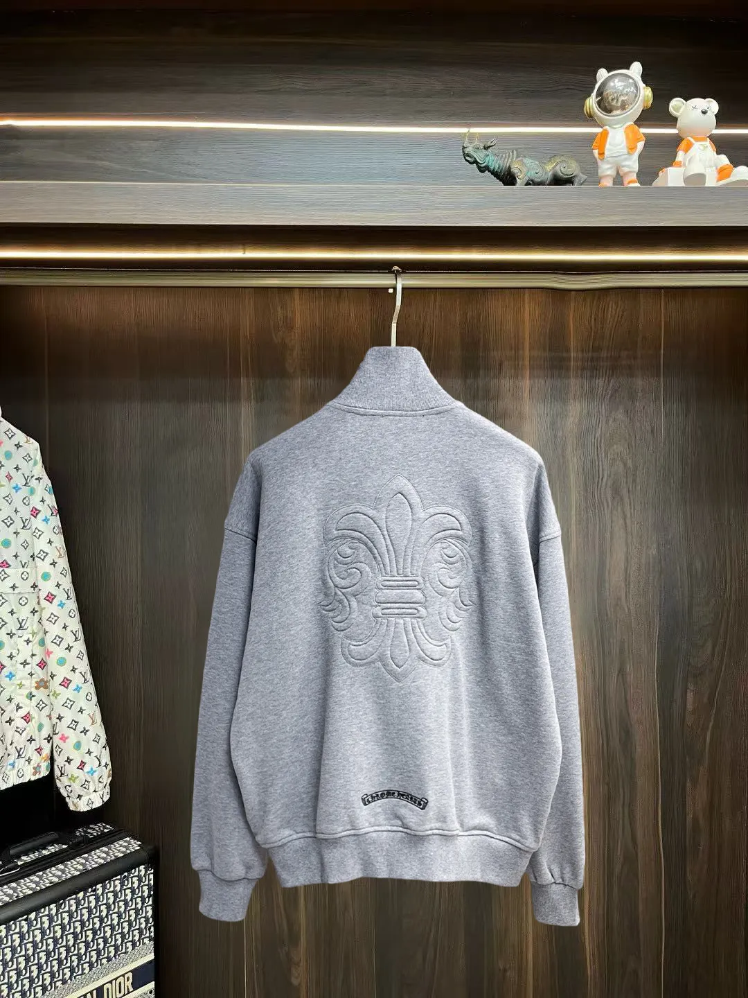 Same Style， ， 2026 New Arrival ，Original Premium Breathable ， ， ， Quality。 ， Sizes：M～3XL